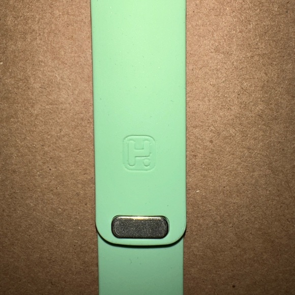 42mm/44mm/45mm iHome Apple Watch band - Picture 2 of 5